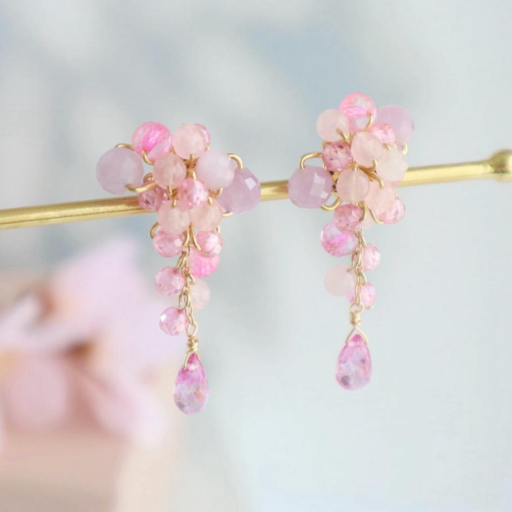 ときめく桜色ピンク 天然石 ピアス/イヤリング